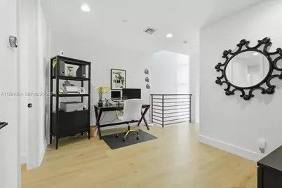 606 NE 14th Ave, Fort Lauderdale, FL 33304 - Photo 22