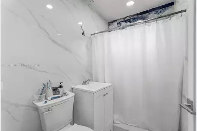 1570 NE 9th St, Homestead, FL 33033 - Photo 22