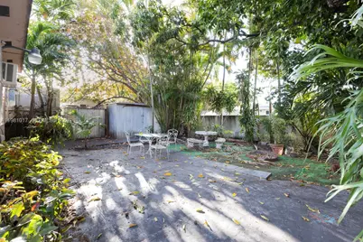 101 SW 24th Ave #0, Miami, FL 33135 - Photo 12