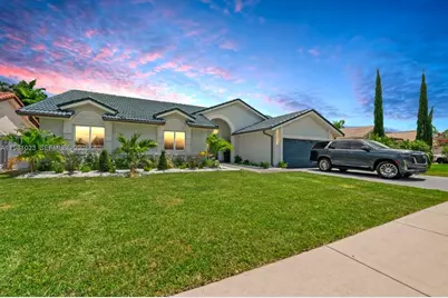 14481 SW 161st St, Miami, FL 33177 - Photo 2