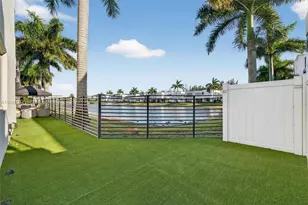 10292 NW 75th Terrace, Doral, FL 33178 - Photo 6