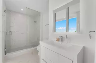 527 Orton Ave, Fort Lauderdale, FL 33304 - Photo 8
