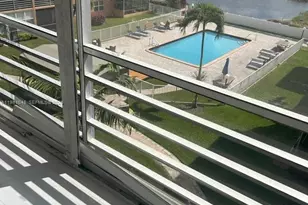 3048 E Sunrise Lakes Dr, Sunrise, FL 33322 - Photo 1