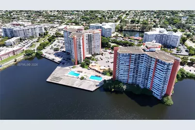 1301 NE Miami Gardens Dr #824W, Miami, FL 33179 - Photo 2