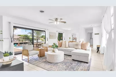 151 SE 9th Ct, Pompano Beach, FL 33060 - Photo 10