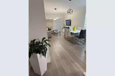 5121 NW 114th Ct, Doral, FL 33178 - Photo 4