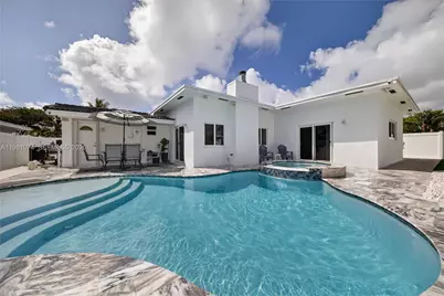 2161 NE 62nd Ct, Fort Lauderdale, FL 33308 - Photo 2