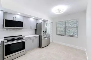 12701 SW 13th St, Pembroke Pines, FL 33027 - Photo 6