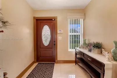 2140 NW 30th Way, Fort Lauderdale, FL 33311 - Photo 2