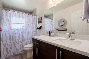 8070 SW 157th Pl, Miami, FL 33193 - Photo 20