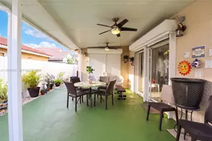 8070 SW 157th Pl, Miami, FL 33193 - Photo 24