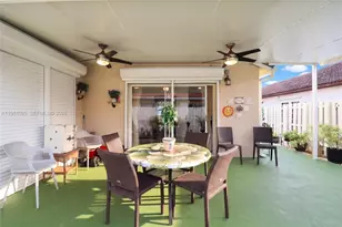 8070 SW 157th Pl, Miami, FL 33193 - Photo 2
