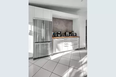 11262 NW 59th Ter, Doral, FL 33178 - Photo 10