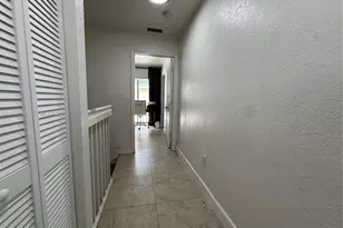 2032 NE 167th St, North Miami Beach, FL 33162 - Photo 14