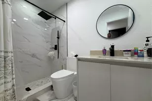 2032 NE 167th St, North Miami Beach, FL 33162 - Photo 18