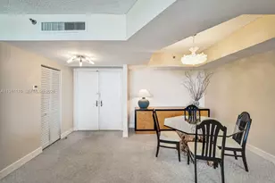 20281 E Country Club Dr, Aventura, FL 33180 - Photo 10