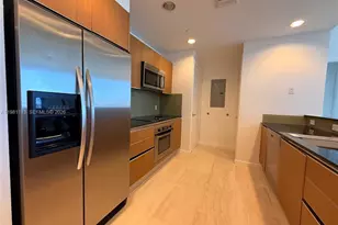 1050 Brickell Ave, Miami, FL 33131 - Photo 4