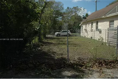 3817 Washington Ave, Miami, FL 33133 - Photo 2