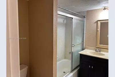 3671 Environ Blvd #470, Lauderhill, FL 33319 - Photo 12