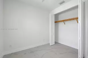 1105 SE 38th St, Cape Coral, FL 33904 - Photo 18