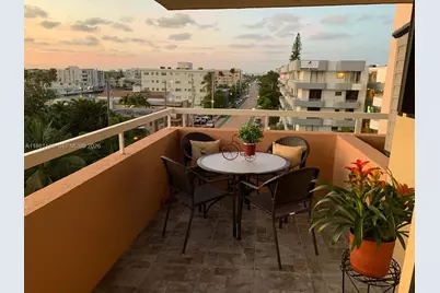 8101 Byron Ave #509, Miami Beach, FL 33141 - Photo 1