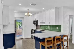 2431 Mayo St, Hollywood, FL 33020 - Photo 6