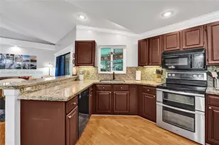 1741 W Oak Knoll Cir, Davie, FL 33324 - Photo 10