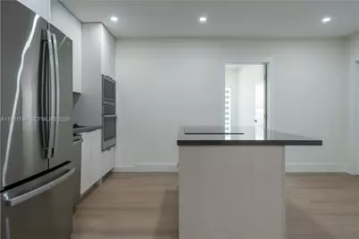 1615 NE 9th St #1, Fort Lauderdale, FL 33304 - Photo 12