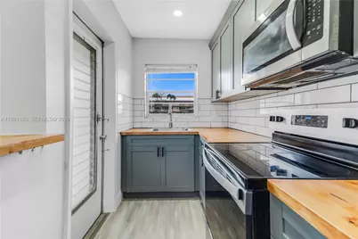 5300 Washington St #A137, Hollywood, FL 33021 - Photo 6