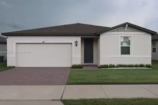 920 Cambridge Dr, Winter Haven, FL 33881 - Photo 1