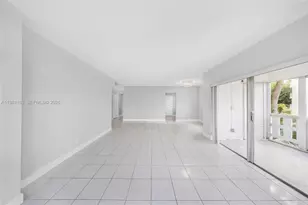 4350 Hillcrest Dr, Hollywood, FL 33021 - Photo 2