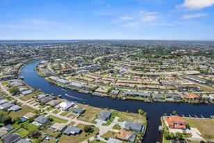 1107 SE 38th St, Cape Coral, FL 33904 - Photo 14