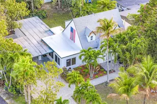 1960 NE 182nd St, North Miami Beach, FL 33162 - Photo 1