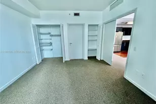 300 S Biscayne Blvd, Miami, FL 33131 - Photo 10