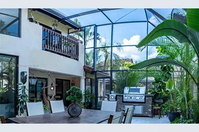 4957 NW 93rd Doral Pl #., Doral, FL 33178 - Photo 28