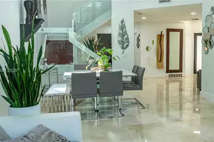 4957 NW 93rd Doral Pl, Doral, FL 33178 - Photo 16