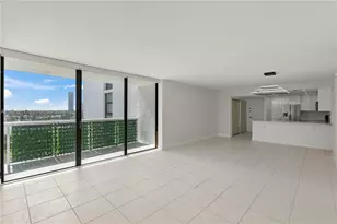 20505 E Country Club Dr, Aventura, FL 33180 - Photo 18