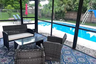 6731 SW 10th Ct, North Lauderdale, FL 33068 - Photo 8