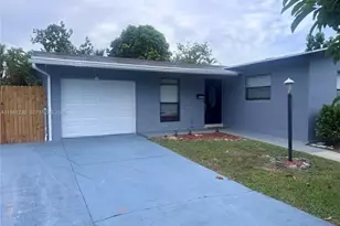 6731 SW 10th Ct, North Lauderdale, FL 33068 - Photo 2