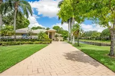 1884 Classic Dr #1884, Coral Springs, FL 33071 - Photo 2