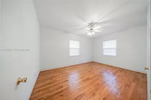 512 Mendoza Ave, Coral Gables, FL 33134 - Photo 4