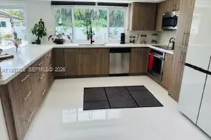 1940 NE 186th Dr, North Miami Beach, FL 33179 - Photo 12