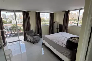 3703 NE 166th St, North Miami Beach, FL 33160 - Photo 12