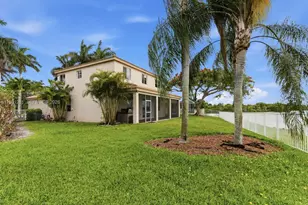 663 Live Oak Ln, Weston, FL 33327 - Photo 38