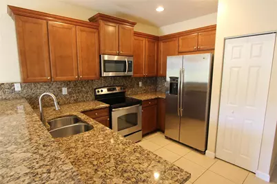 8899 NW 98 Av #8899, Doral, FL 33178 - Photo 4