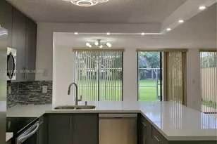 10147 Costa Del Sol Blvd, Doral, FL 33178 - Photo 2