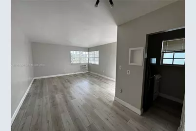 500 13th St #9, Miami Beach, FL 33139 - Photo 12