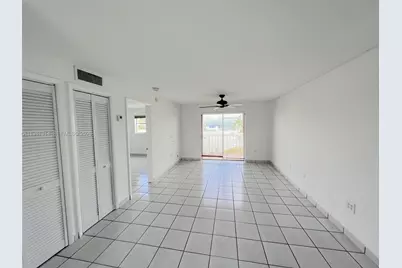 1615 Meridian Ave #503, Miami Beach, FL 33139 - Photo 2