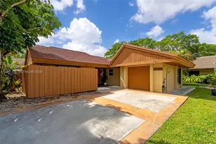 19951 NE 10th Pl Way, Miami, FL 33179 - Photo 28