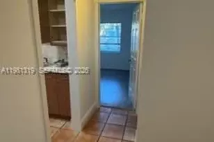 9225 SW 87th Ave, Miami, FL 33176 - Photo 6